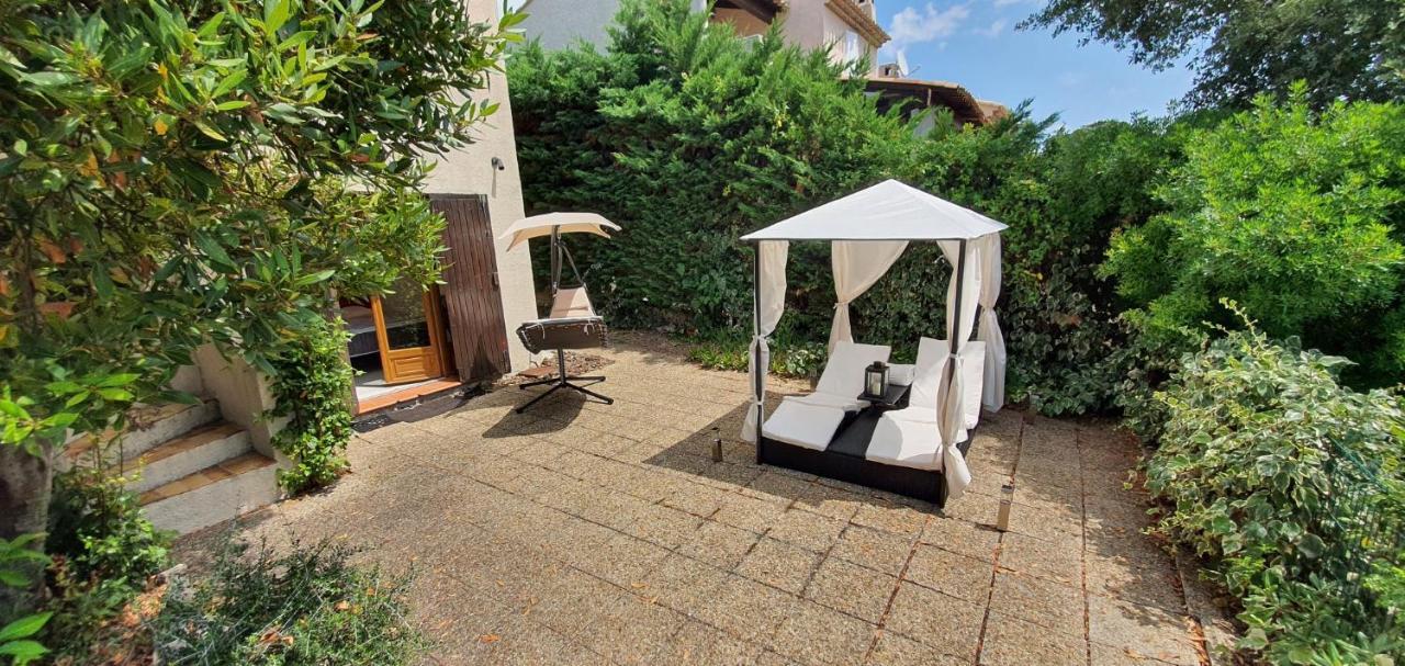 Saint Raphael - Appartement Dans Villa Au Calme A Valescure Y- Prix Inchanges Kültér fotó